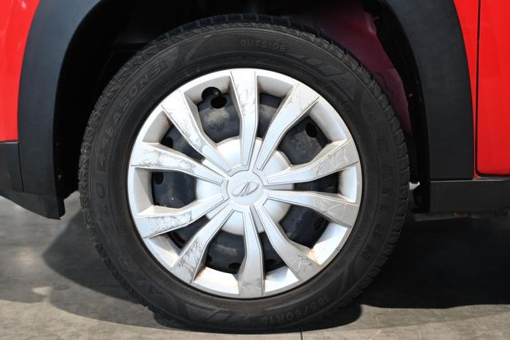 Mahindra KUV100 usata a Torino (7)