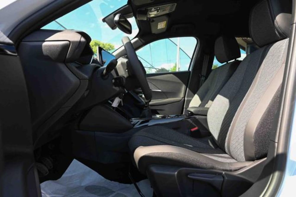 Peugeot 2008 nuova a Torino (13)