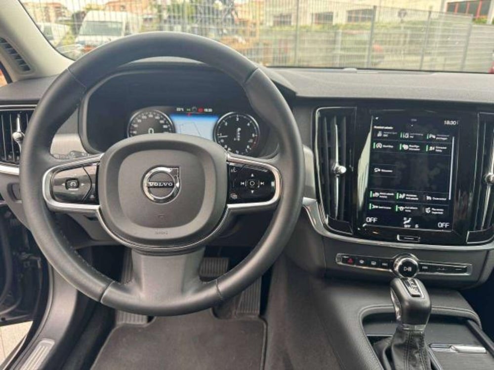 Volvo S90 usata a Savona (12)