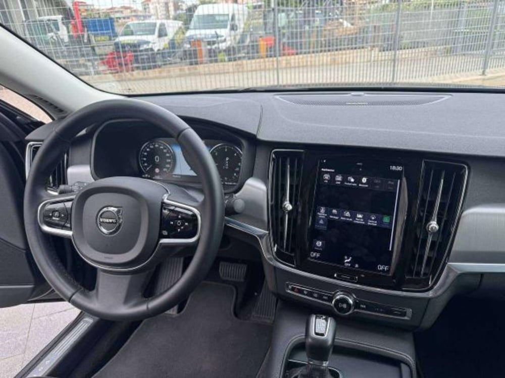 Volvo S90 usata a Savona (13)