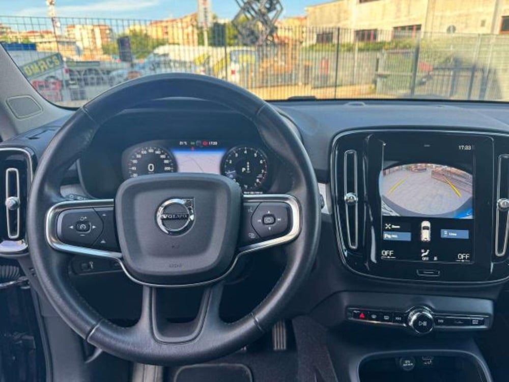 Volvo XC40 usata a Savona (14)
