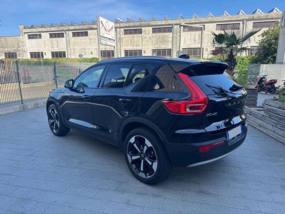 Volvo XC40 usata a Savona (7)