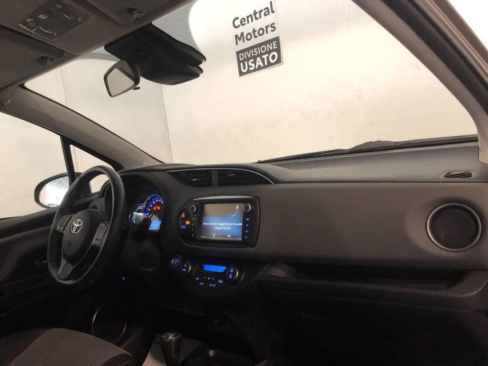 Toyota Yaris usata a Torino (9)
