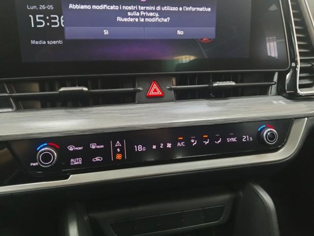 Kia Sportage usata a Como (19)