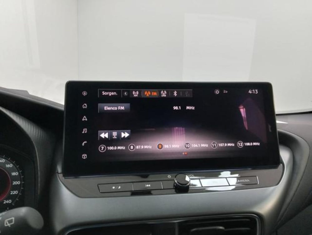 Nissan Juke nuova a Como (14)