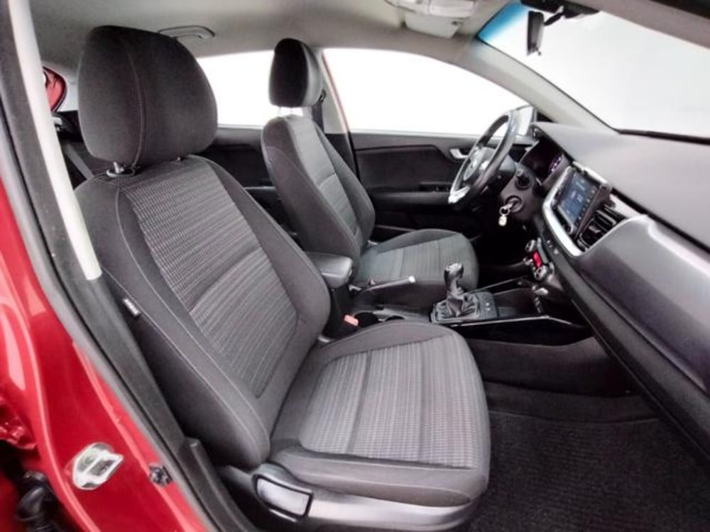 Kia Stonic usata a Como (3)