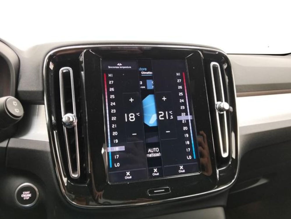 Volvo XC40 usata a Como (16)