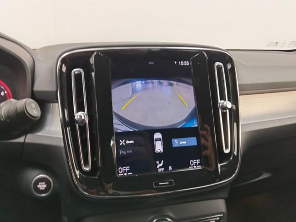 Volvo XC40 usata a Como (18)