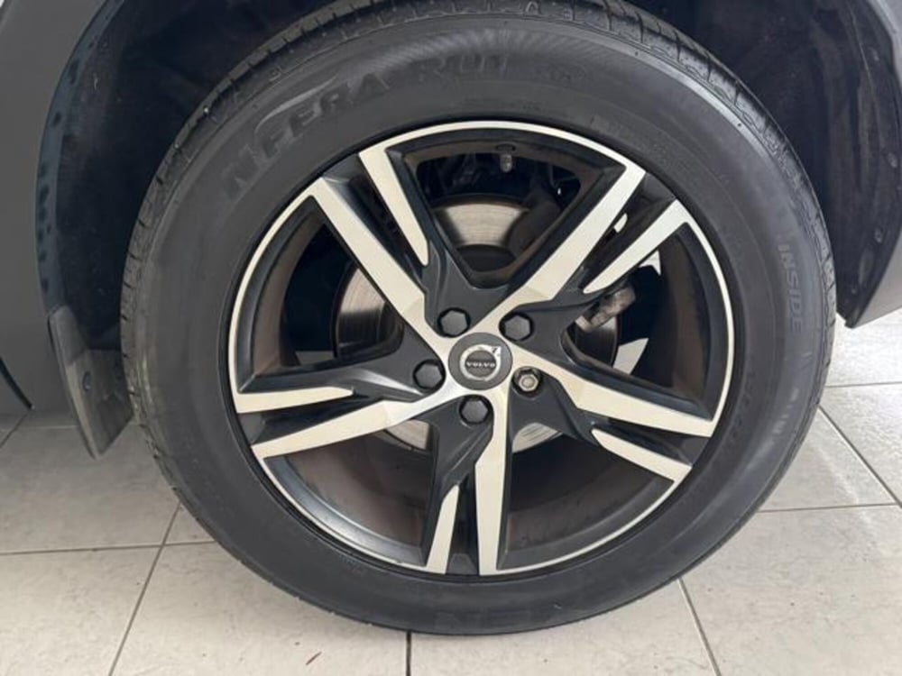 Volvo XC40 usata a Como (10)