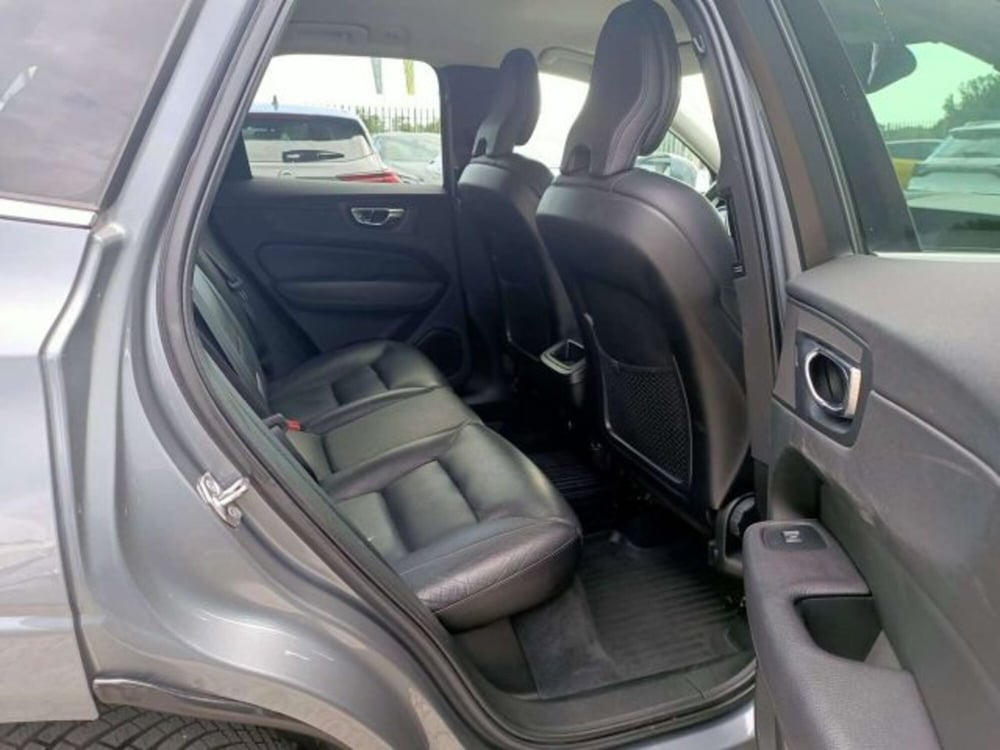 Volvo XC60 usata a Firenze (11)