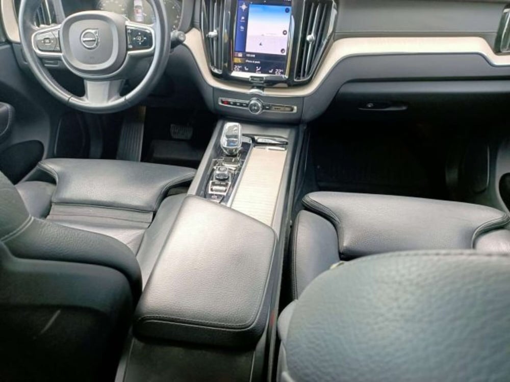 Volvo XC60 usata a Firenze (13)