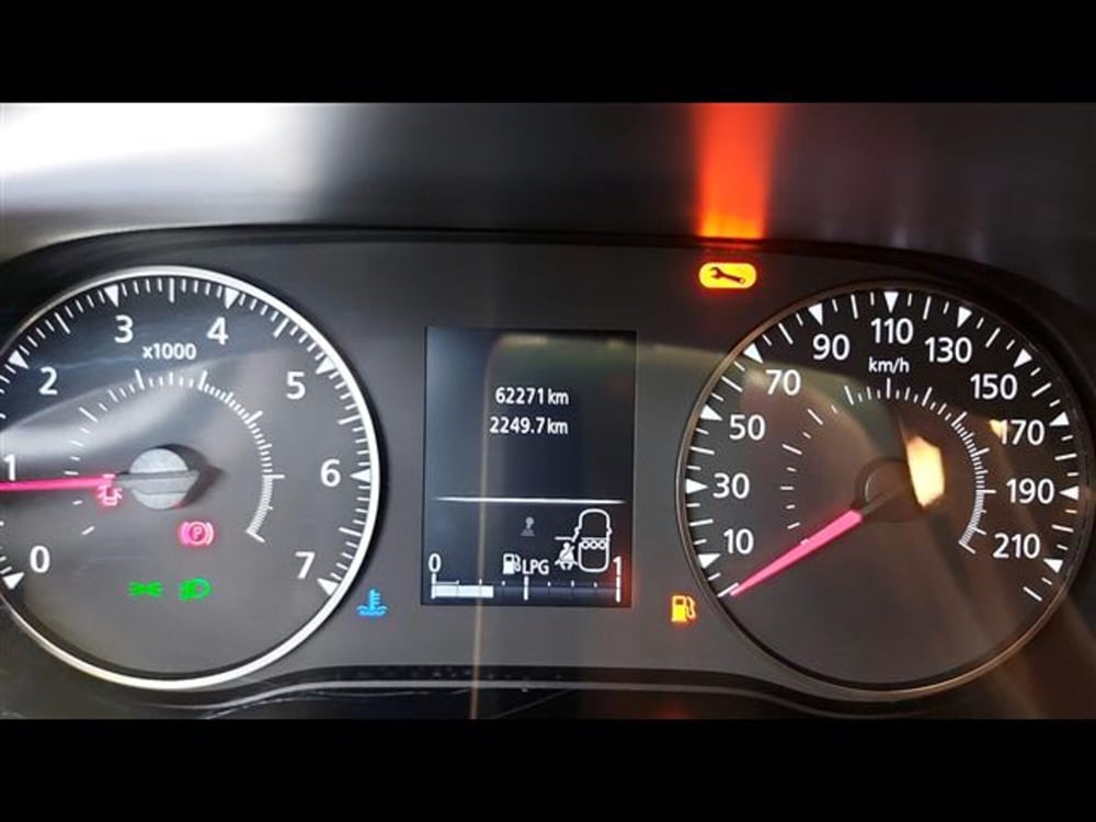 Dacia Duster usata a Asti (12)