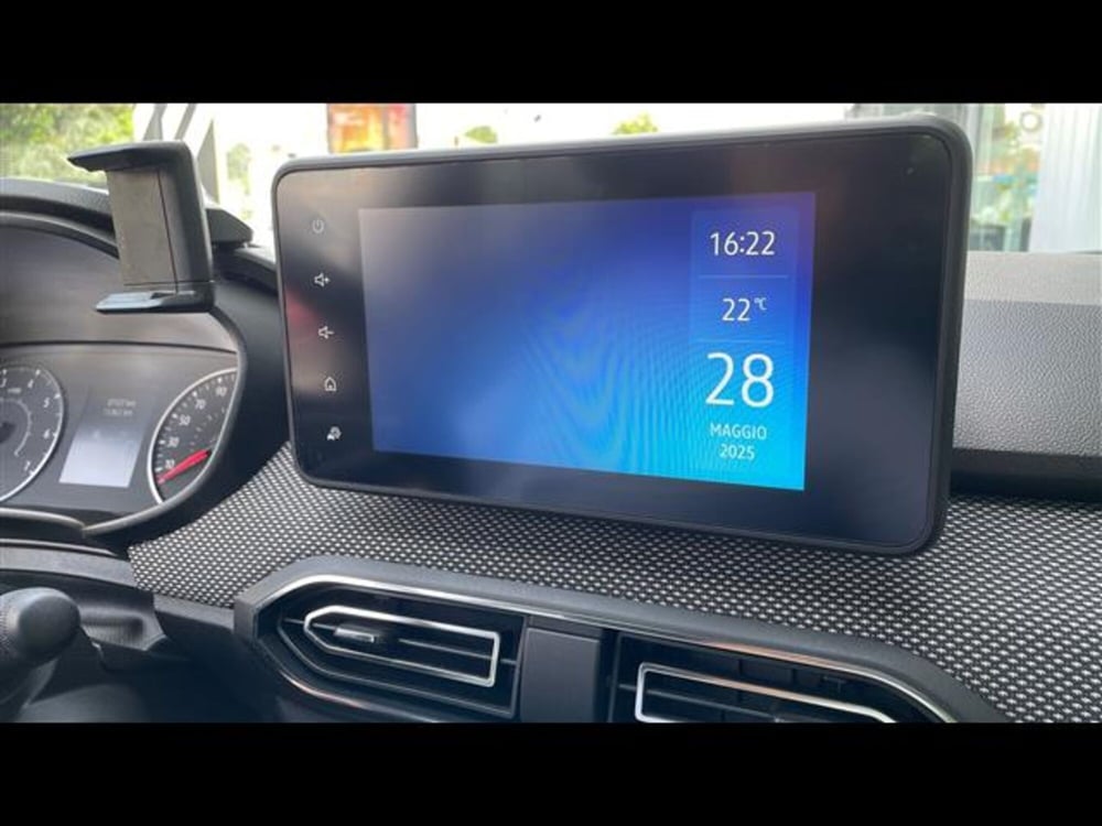 Dacia Sandero usata a Varese (11)