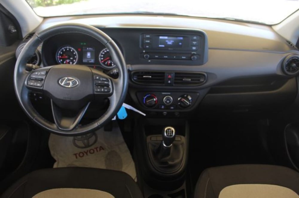 Hyundai i10 usata a Roma (11)