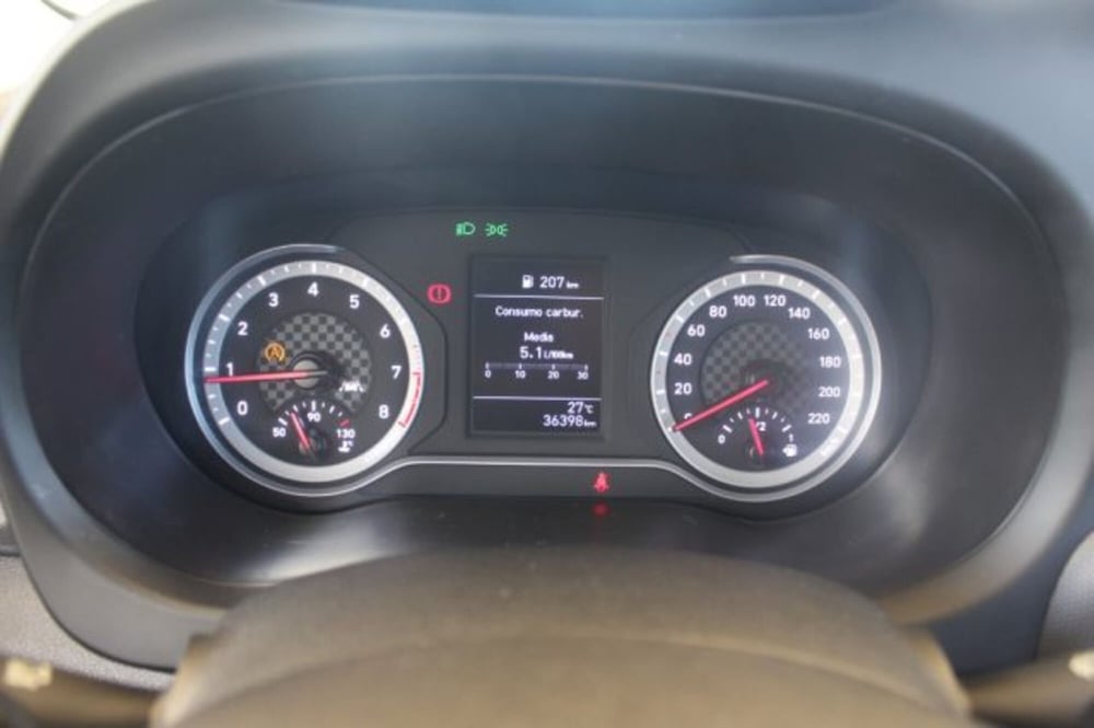 Hyundai i10 usata a Roma (13)