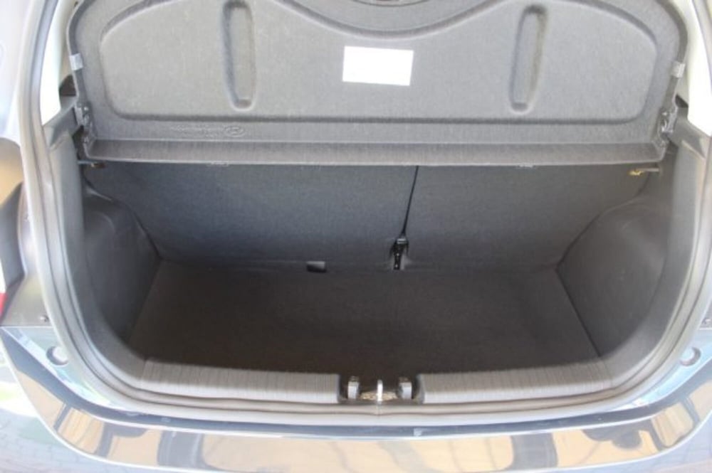 Hyundai i10 usata a Roma (6)
