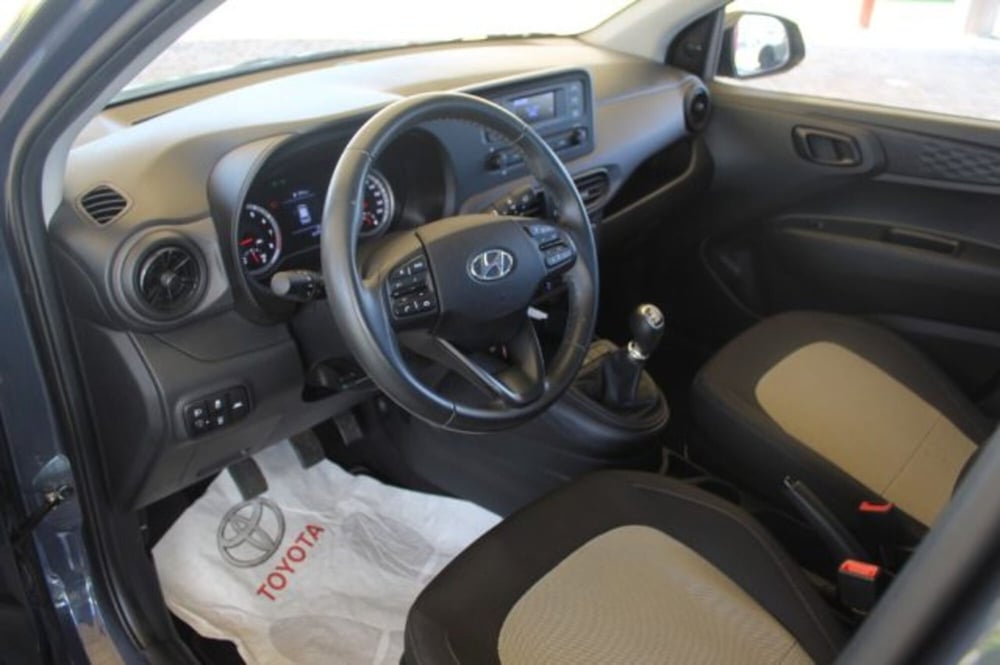 Hyundai i10 usata a Roma (8)
