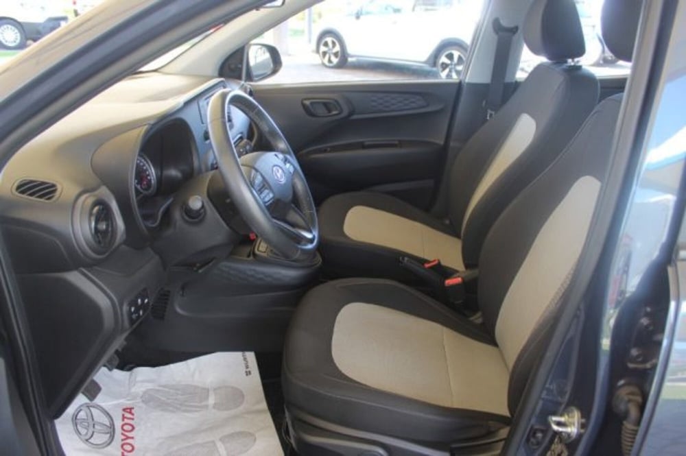 Hyundai i10 usata a Roma (9)