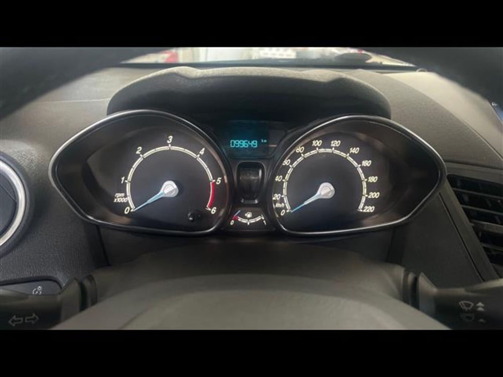 Ford Fiesta usata a Catania (11)