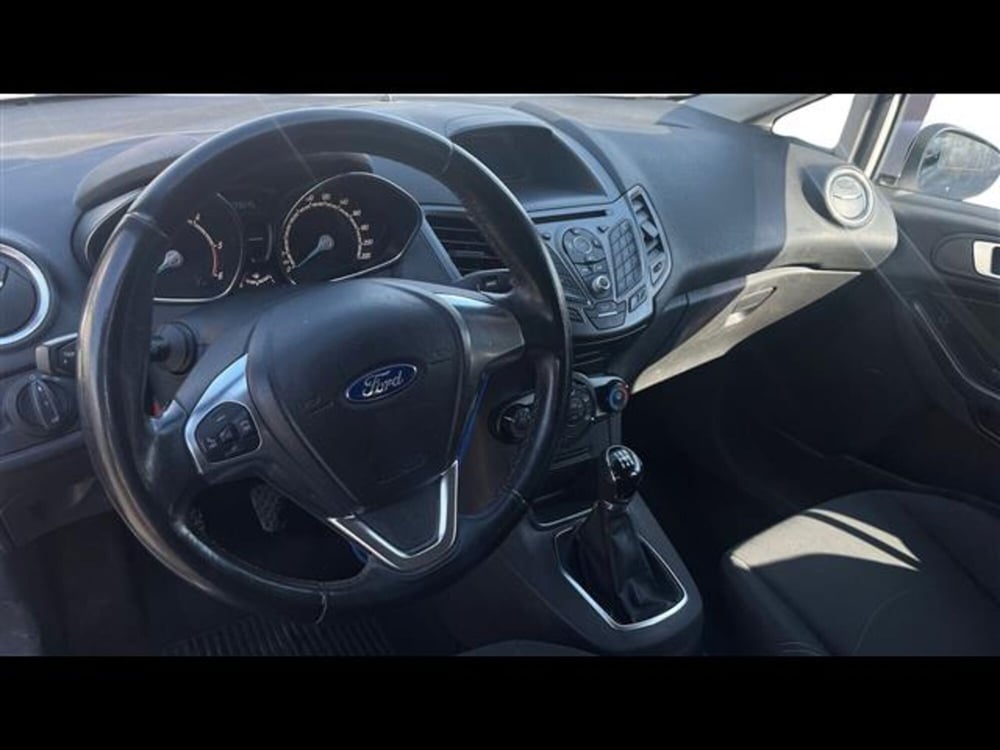 Ford Fiesta usata a Catania (12)