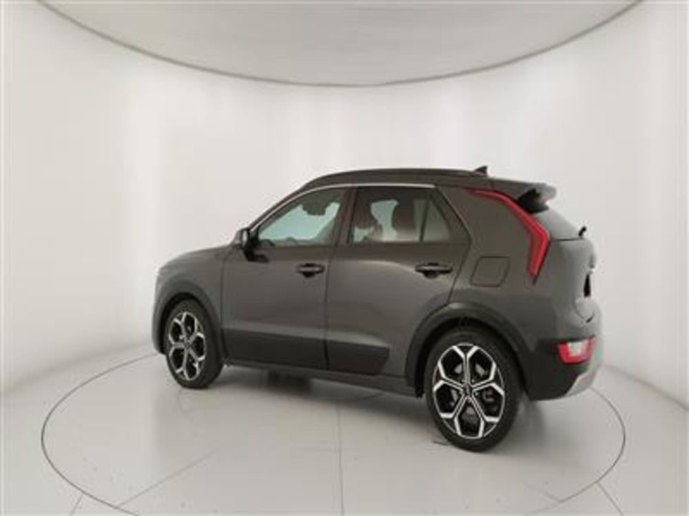 Kia Niro usata a Bari (4)