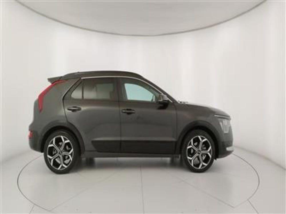 Kia Niro usata a Bari (9)
