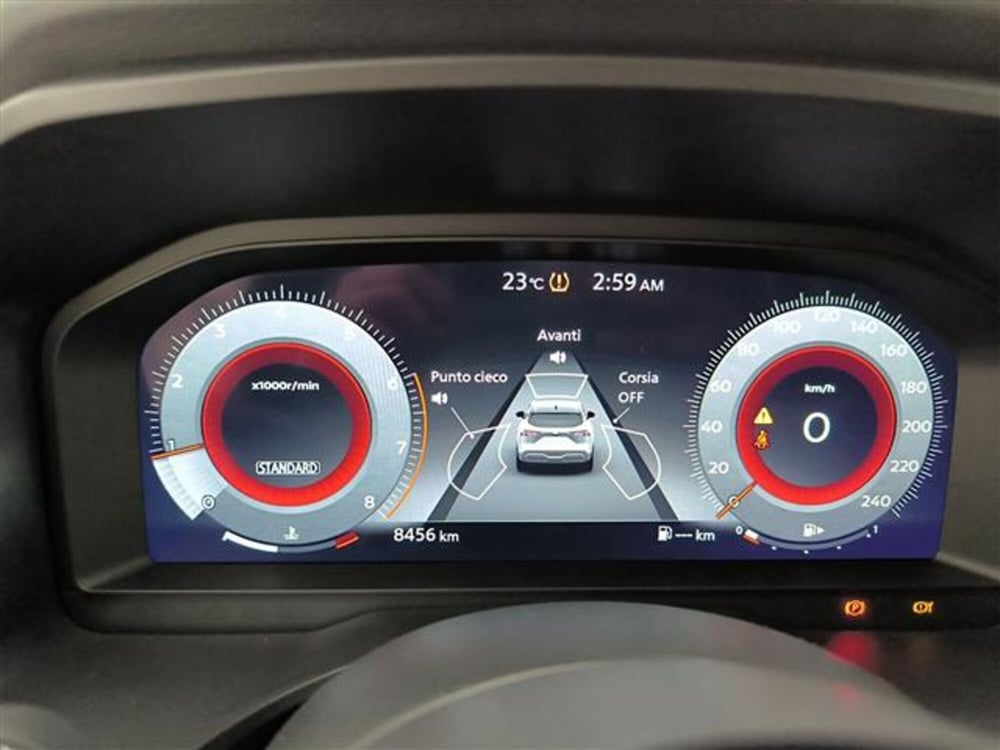 Nissan Qashqai usata a Milano (12)