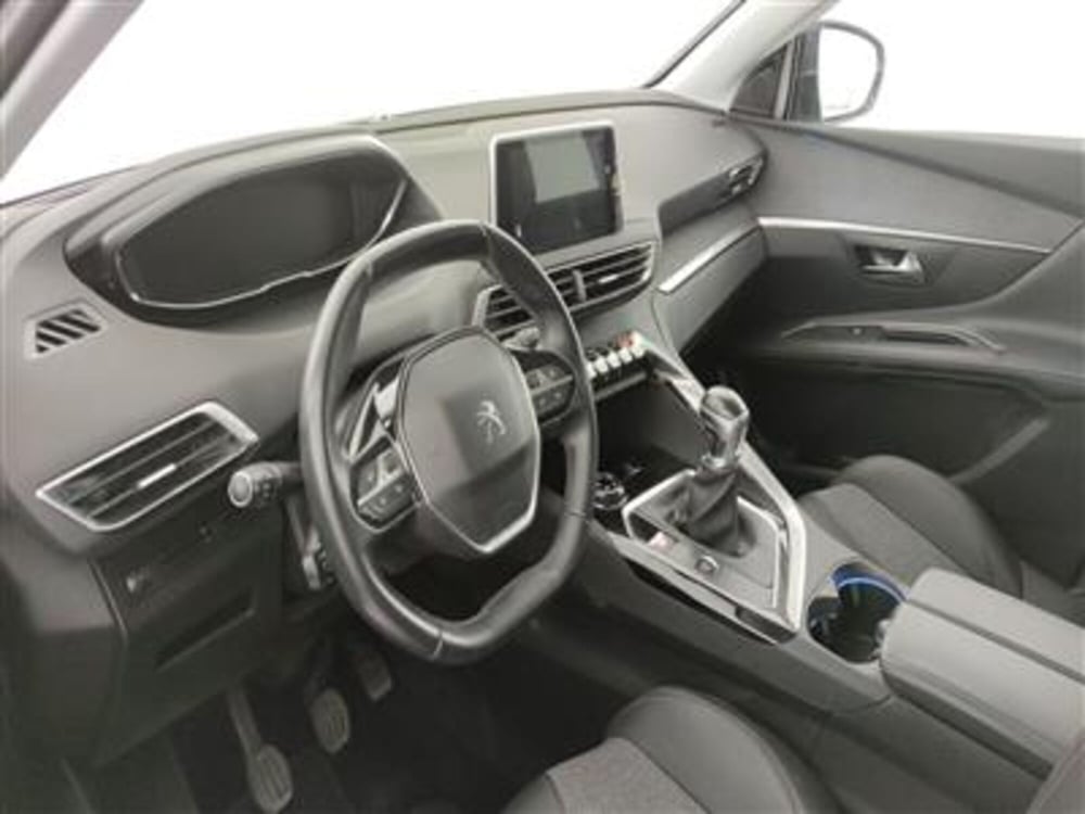 Peugeot 3008 usata a Bari (14)