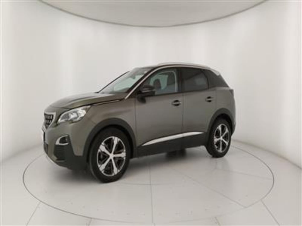 Peugeot 3008 usata a Bari (2)