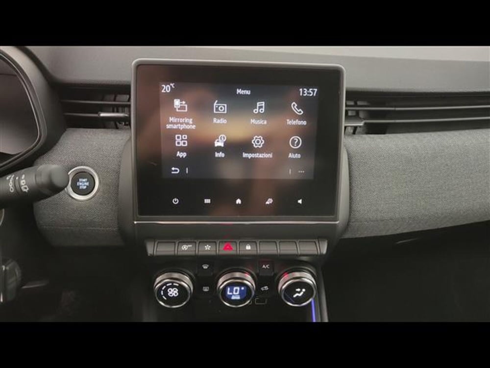 Renault Clio usata a Milano (12)