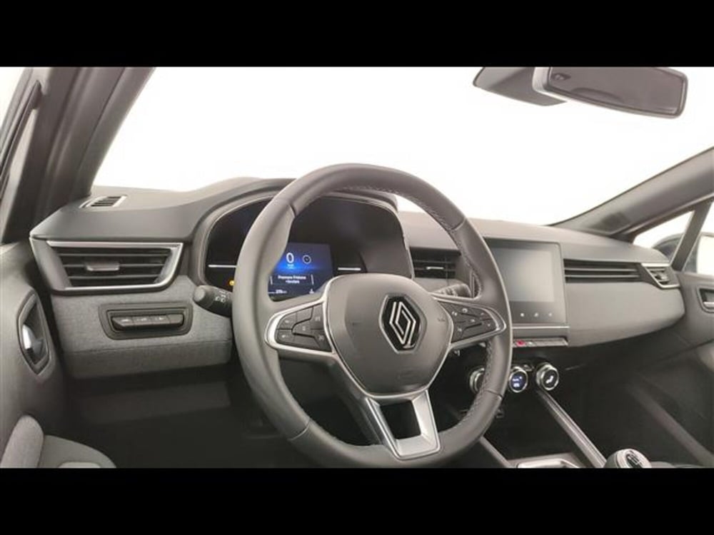 Renault Clio usata a Milano (8)