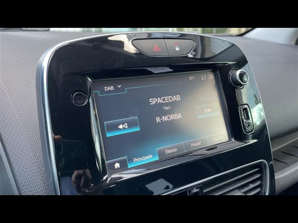 Renault Clio usata a Varese (12)