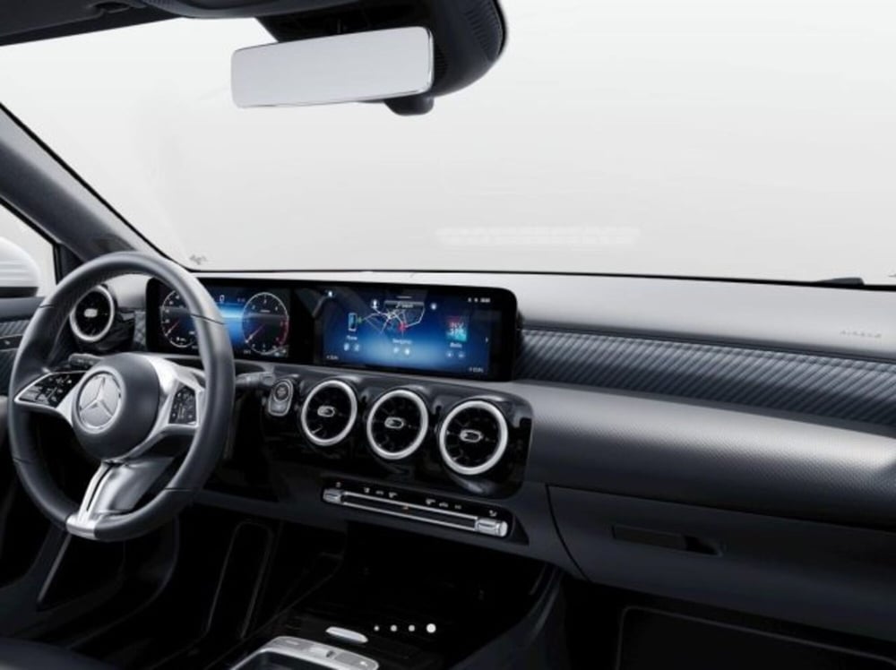 Mercedes-Benz Classe A nuova a Verona (8)