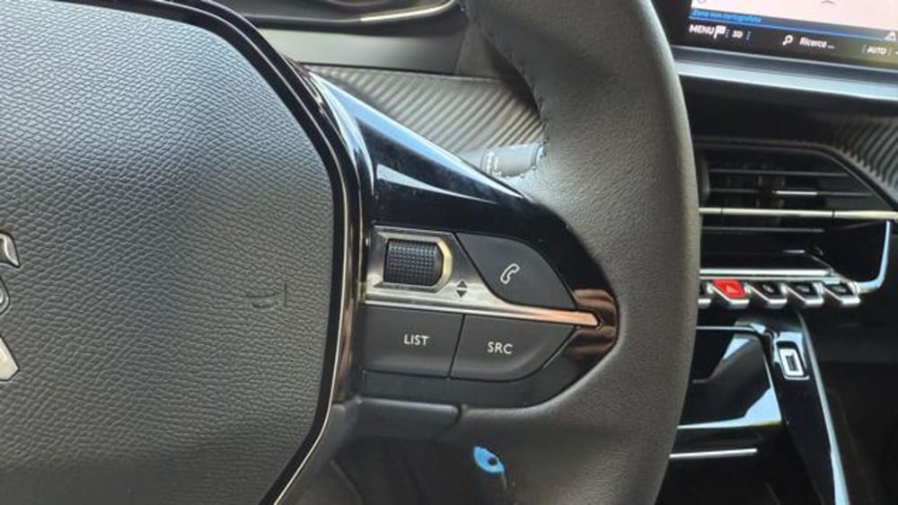 Peugeot 2008 usata a Roma (9)