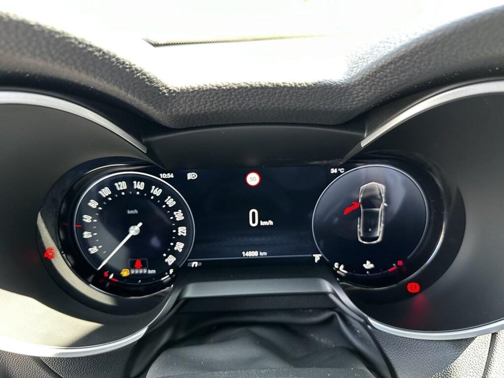 Alfa Romeo Stelvio usata a Torino (12)