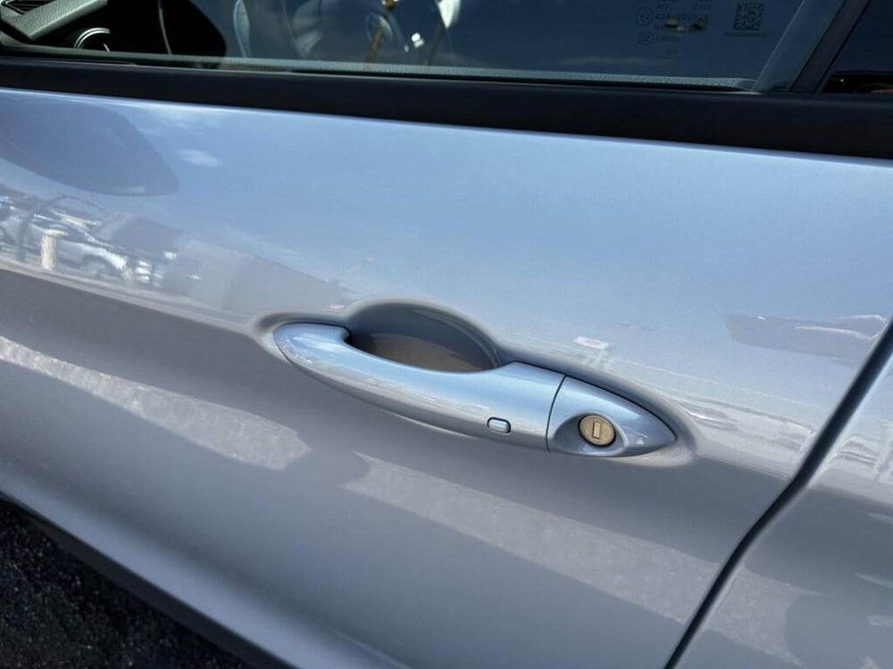 Alfa Romeo Stelvio usata a Torino (6)