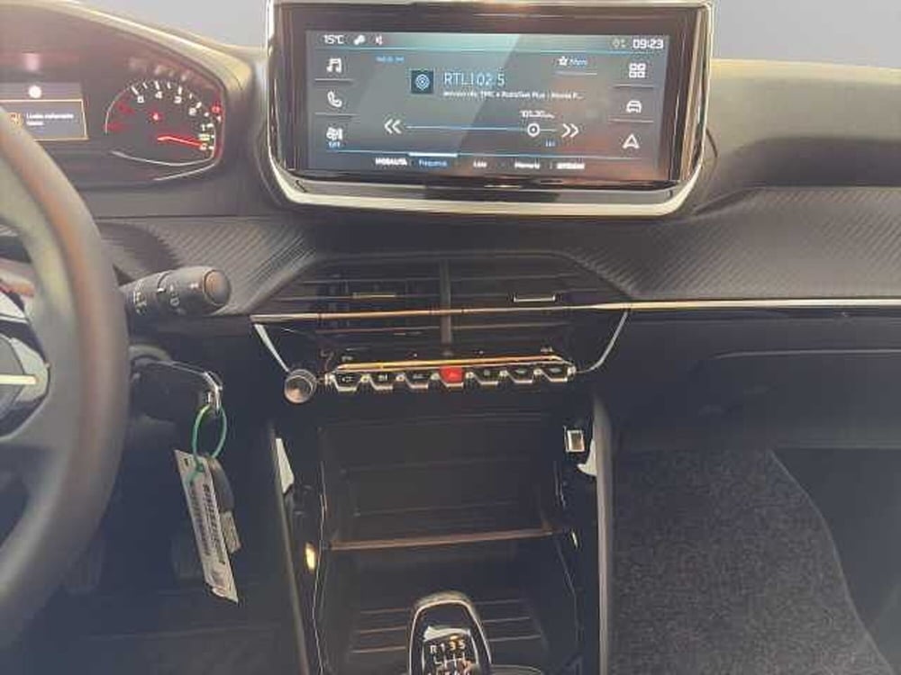 Peugeot 2008 nuova a Vibo Valentia (14)
