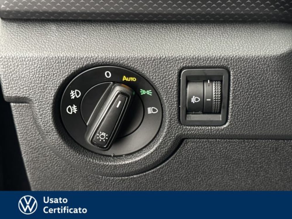 Volkswagen T-Cross usata a Vicenza (12)