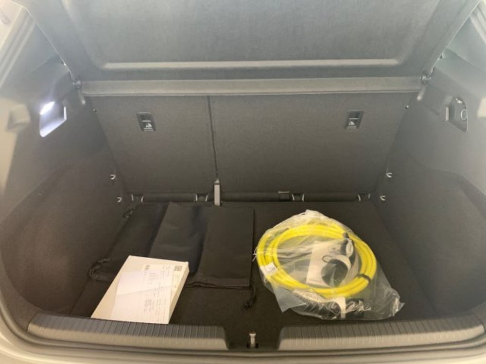 Cupra Born usata a Vicenza (12)