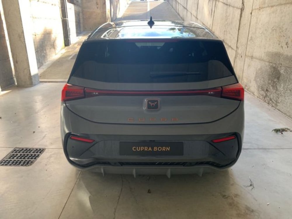 Cupra Born usata a Vicenza (5)