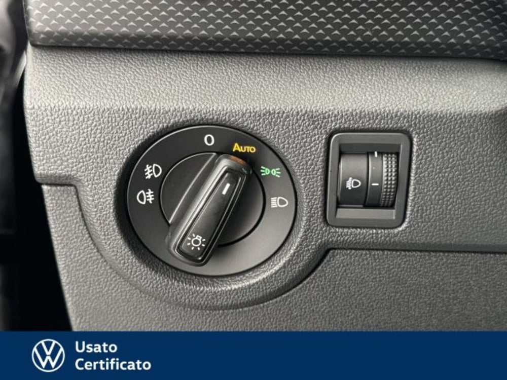 Volkswagen T-Cross usata a Vicenza (12)