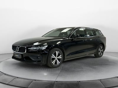 Volvo V60 D3 Momentum Business del 2020 usata a Modena