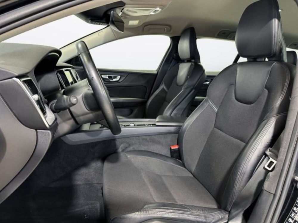 Volvo V60 usata a Modena (11)