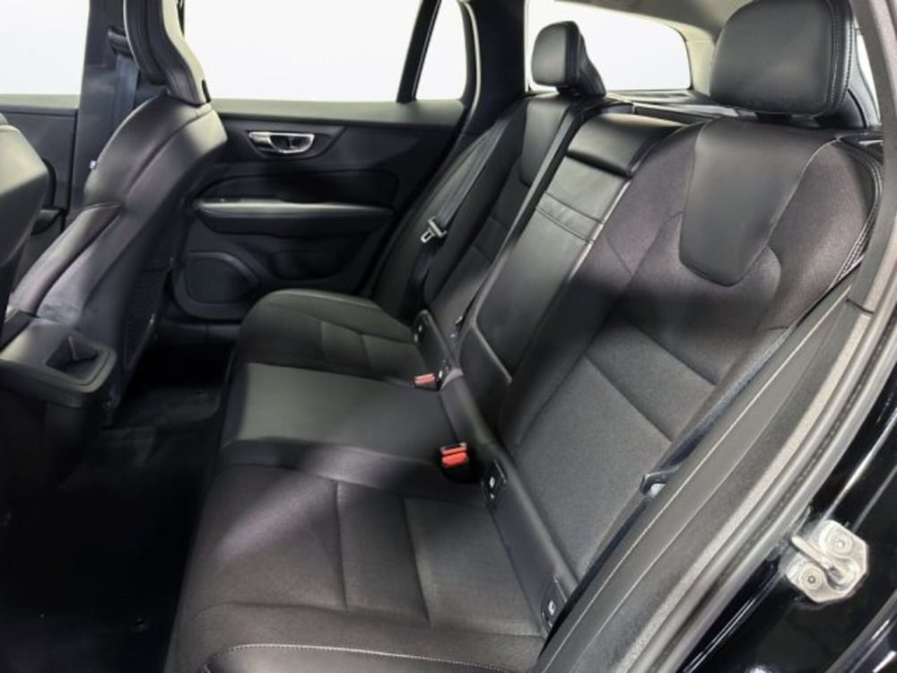 Volvo V60 usata a Modena (12)