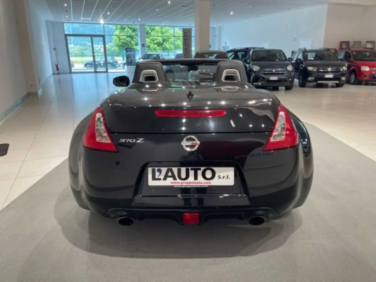 Nissan 370Z Cabrio usata a Sondrio (4)