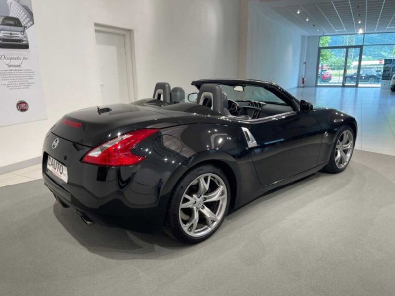 Nissan 370Z Cabrio usata a Sondrio (5)