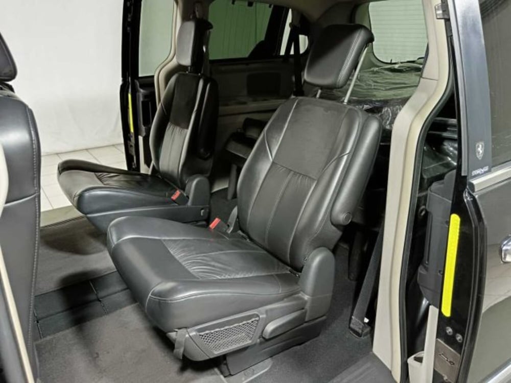 Chrysler Grand Voyager usata a Sondrio (16)