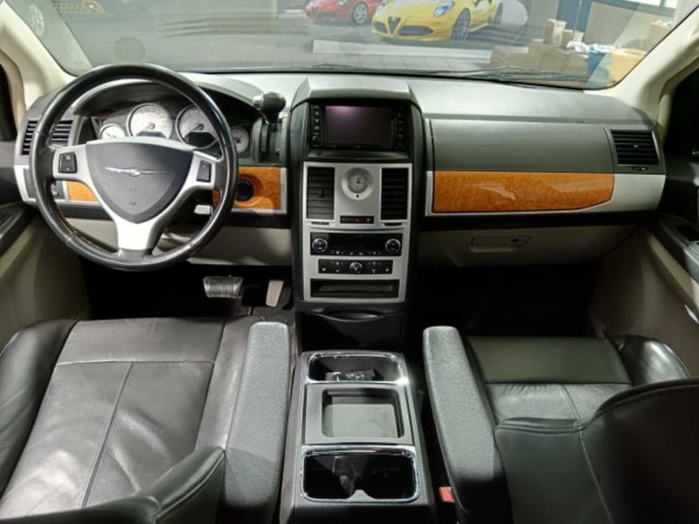 Chrysler Grand Voyager usata a Sondrio (9)