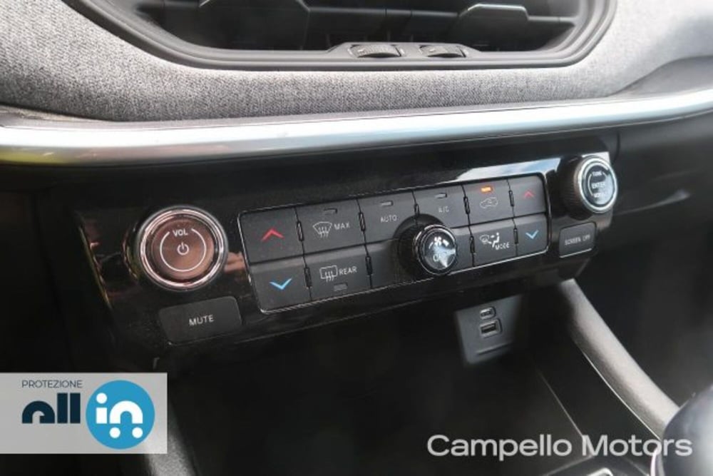 Jeep Compass usata a Venezia (10)