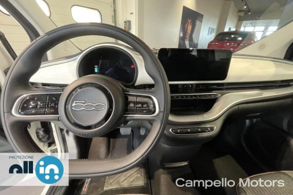 Fiat 500e usata a Venezia (10)